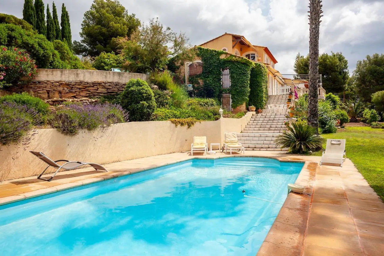Villa Jas De Clare Laouque 0*,